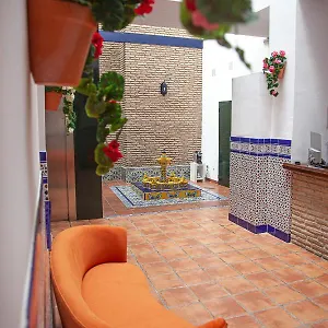 2* Hotel Noches En Triana